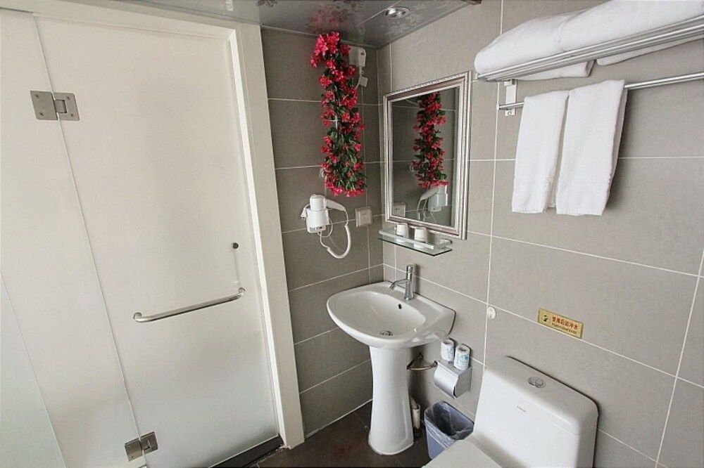 Гуйлинь: Guilin Gangwan Yihao Hotel