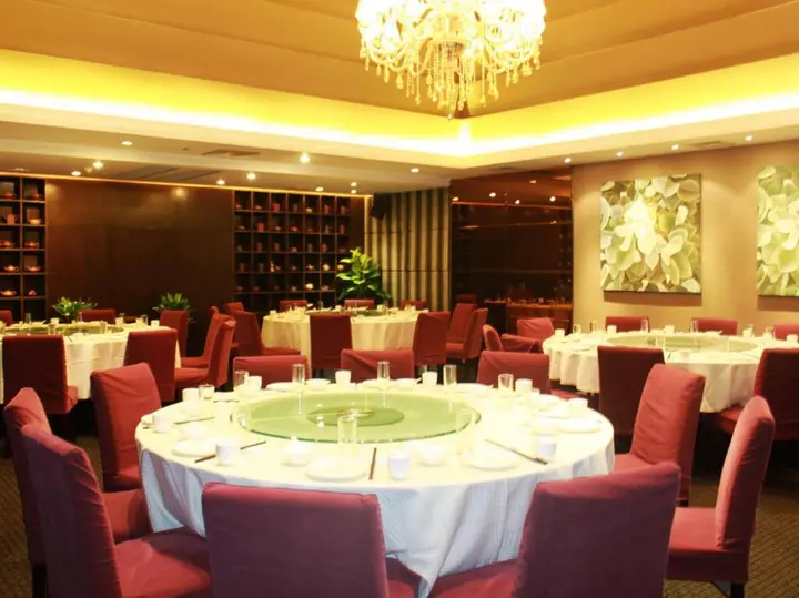 Чжэнчжоу: Ramada Plaza Zhengzhou