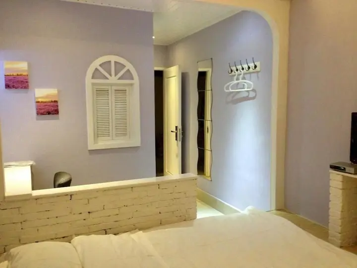 Цзясинь: Moonlight Bay Inn