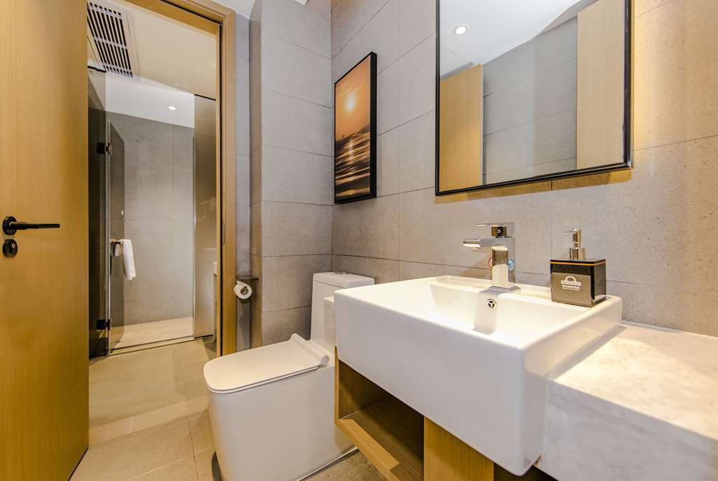 Сямынь: Days Inn by Wyndham Business Place Xiamen Ludao