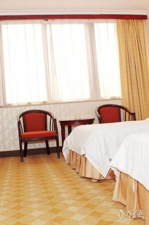 Чжухай: Yihailou Hotel
