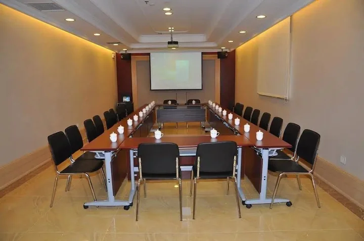 Тяньцзинь: Huaxia Hotel
