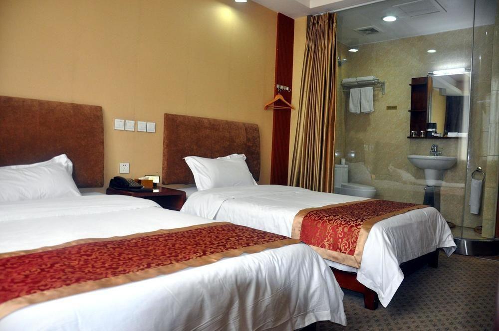 Чэнду: Oulaijia Hotel