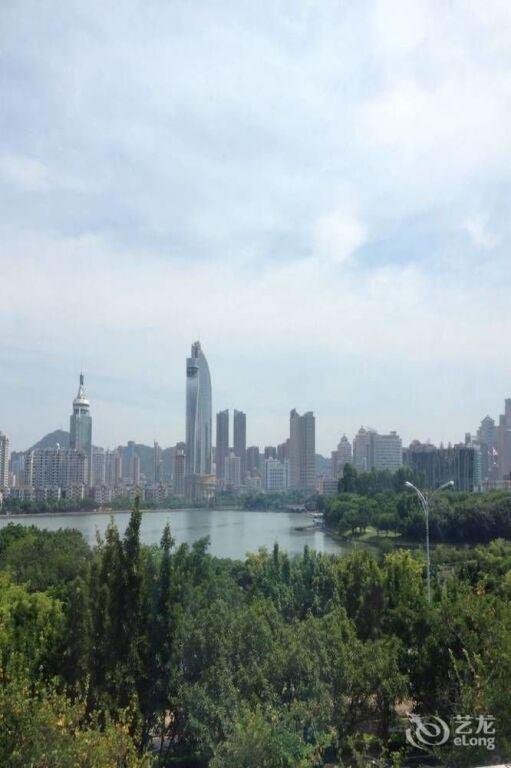 Сямынь: Youfeng Lakeview Hotel