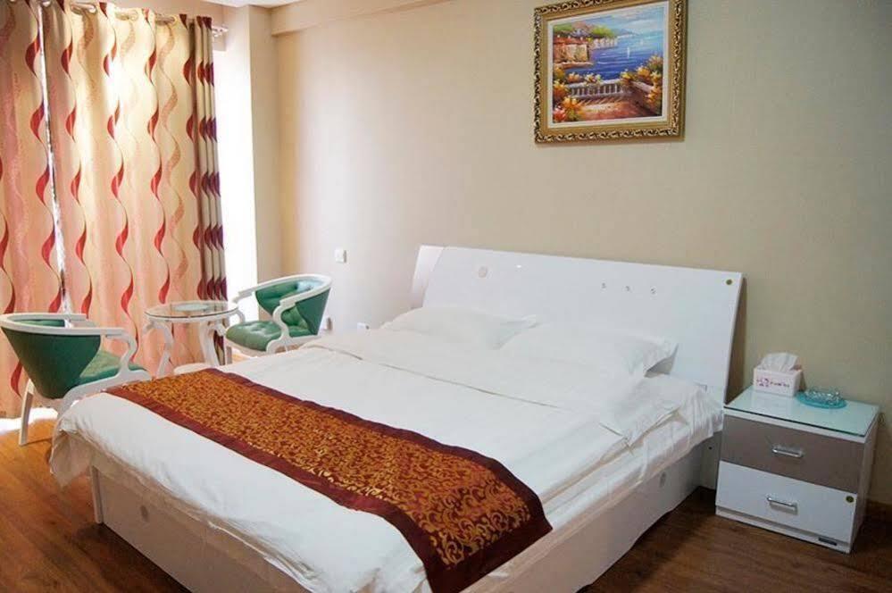 Далянь: Best Coast Hotel Apartment