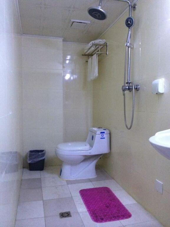 Далянь: Seaside No. 4 Business Hotel- Dalian