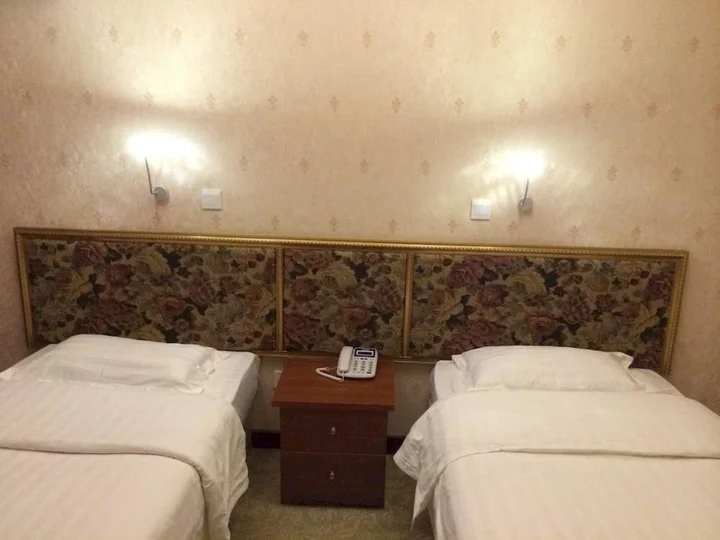 Далянь: Seaside No. 4 Business Hotel- Dalian