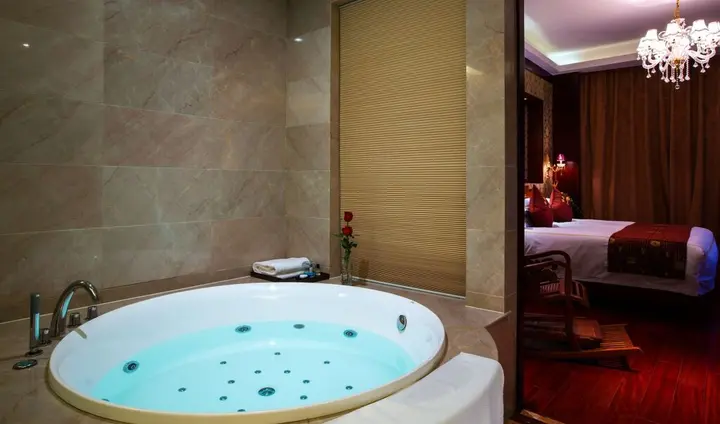 Ханчжоу: Blossom Water Museum Hotel