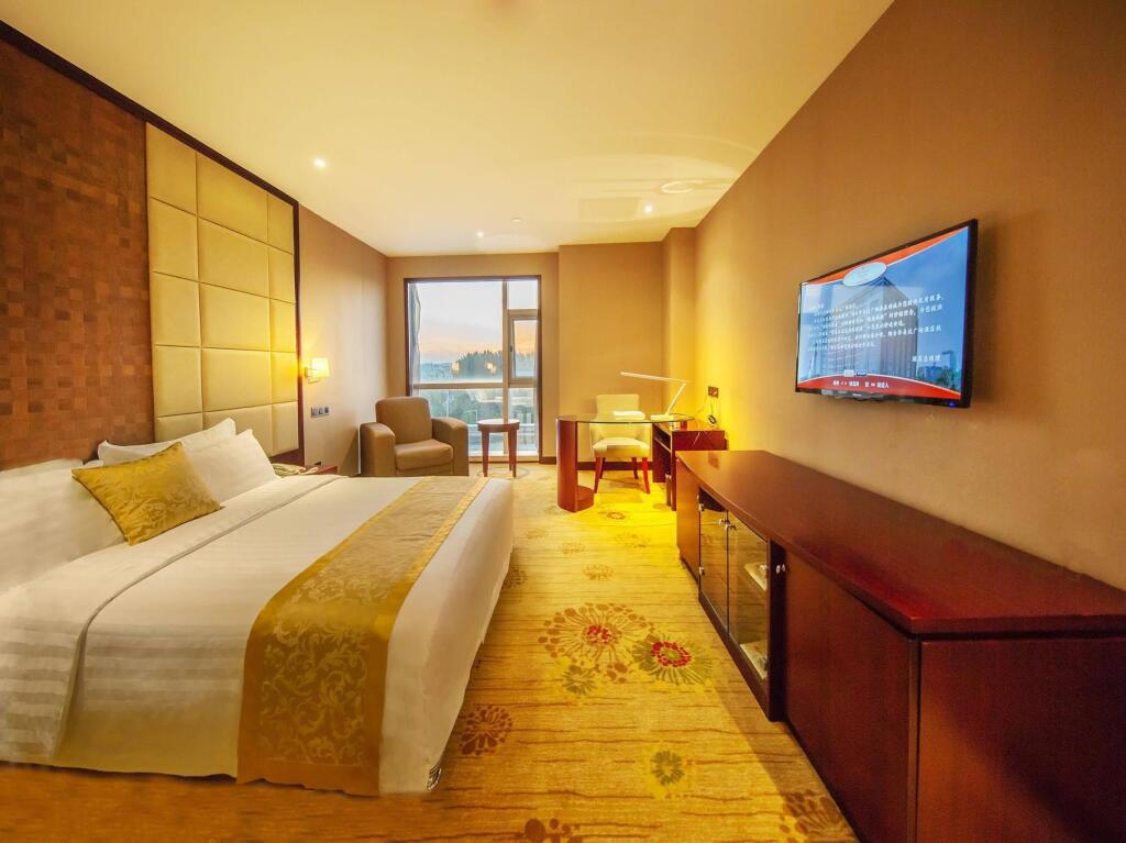 Яньтай: Yantai Meiya International ApartHotel (Previous Ramada Plaza)