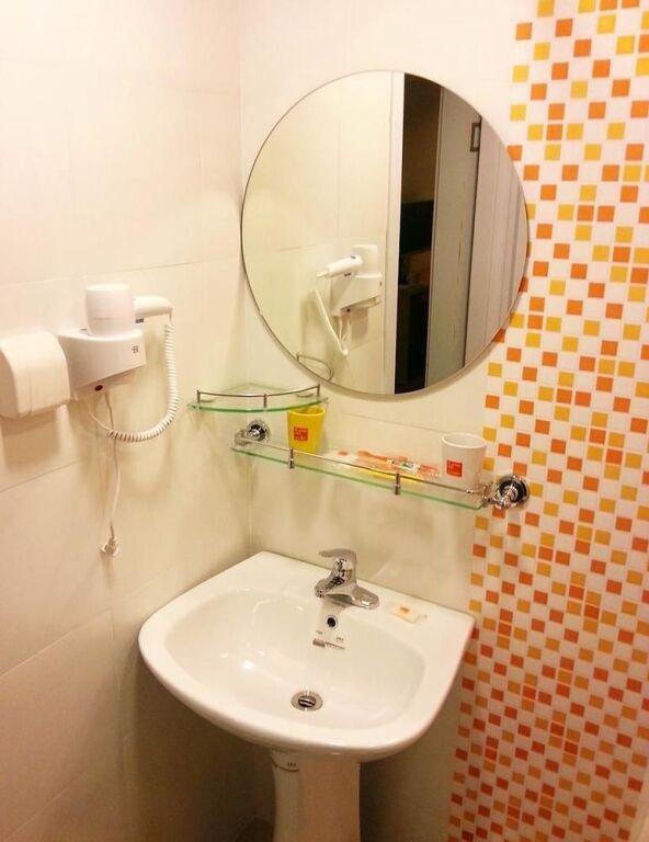 Гуйлинь: Home Inns