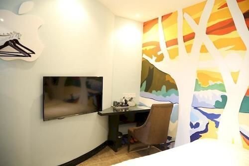 Циндао: Ya Di Li Hotel