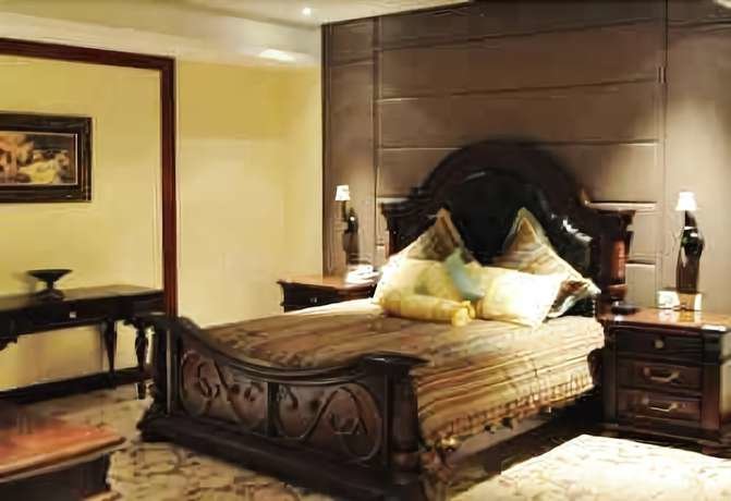 Уху: Wuhu Bary Central City Hotel