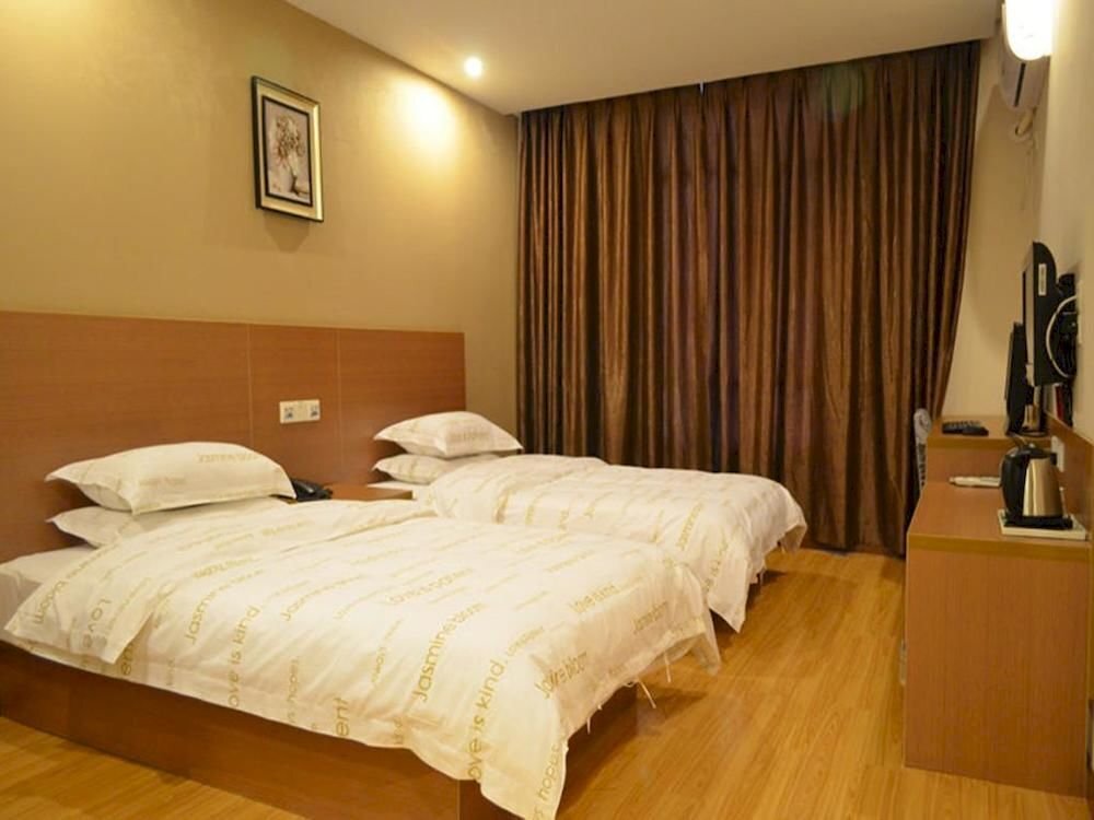 Цзинчжоу: Moli Huakai Hotel Fashion Square