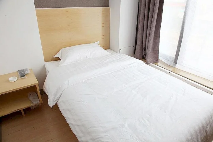Далянь: 24h Express Hotel