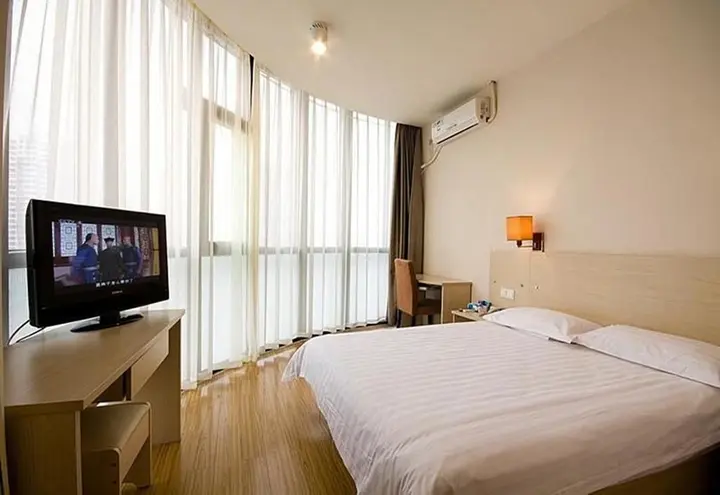 Чжэнчжоу: Fangyuan Business Hotel