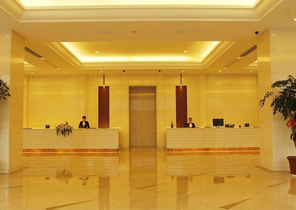Лишуй: Kaixing Holiday Hotel
