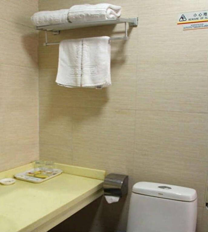 Цзаочжуан: Super 8 Hotel Shanguo Road - Tengzhou