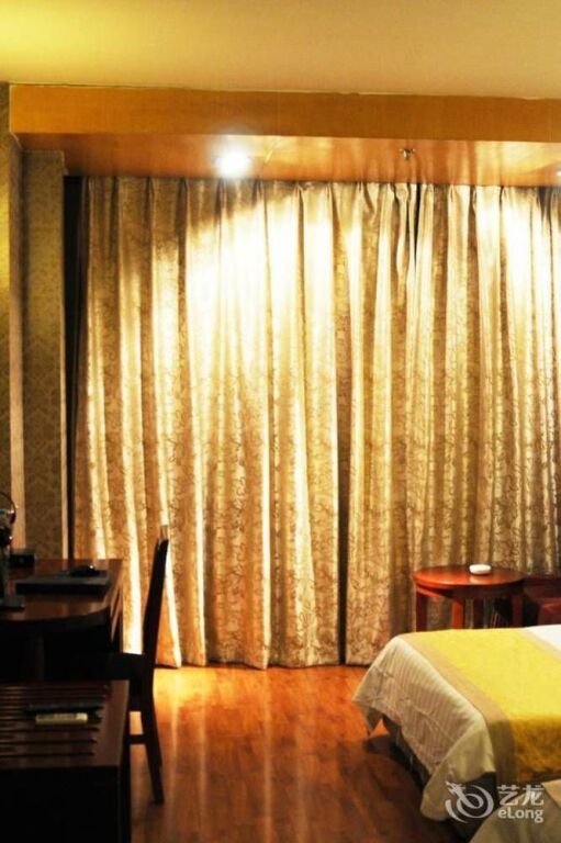 Наньчан: Xinji Holiday Hotel