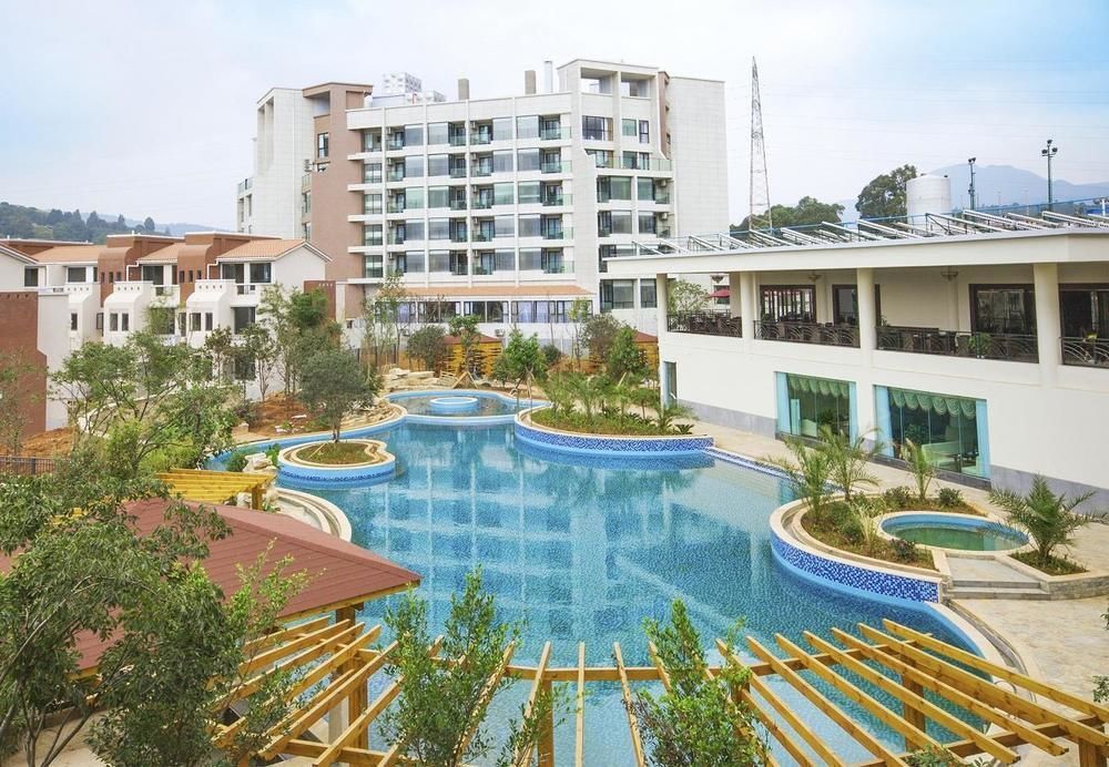 Куньмин: Hotspring Peninsula Resort Hotel
