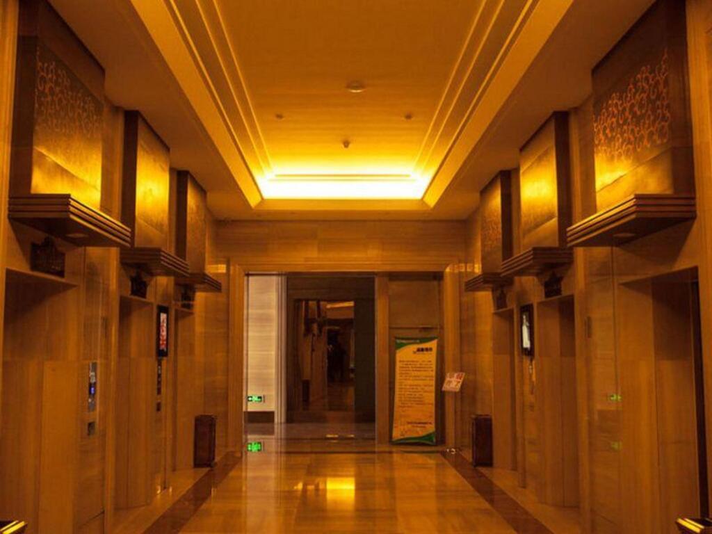 Далянь: Dalian Mingrui Shiyuan International Hotel