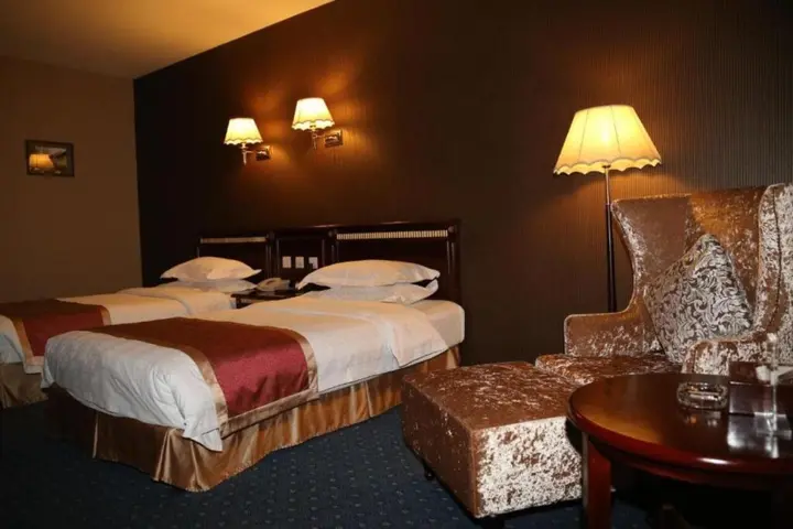 Пекин: Beijing Commercial Business Hotel