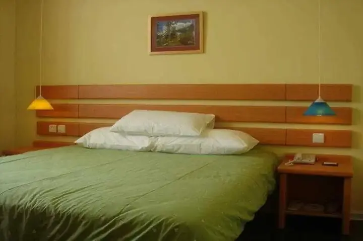 Харбин: Home Inn Harbin Gogol Street