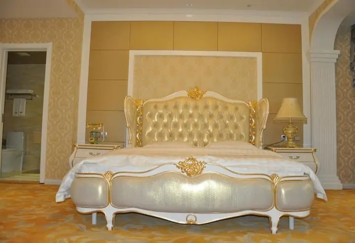 Цзиньчжун: Lingshi Villas
