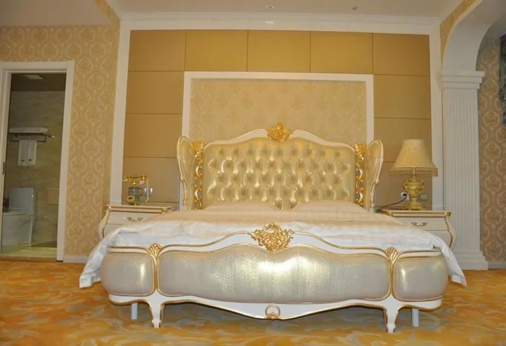 Цзиньчжун: Lingshi Villas