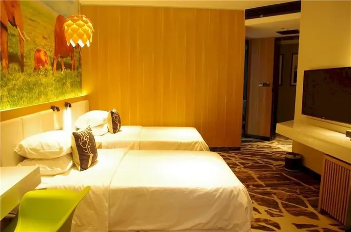 Чжэнчжоу: Wonderland Hotel