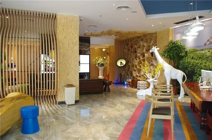 Чжэнчжоу: Wonderland Hotel