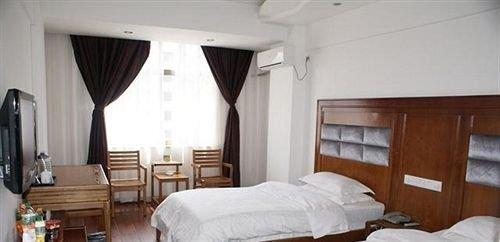 Куньмин: Kunming Yingrong Impression Hotel