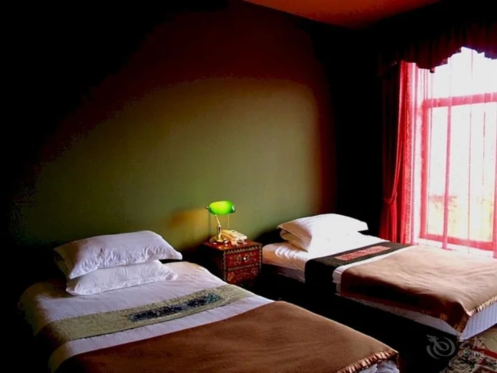 Дали: Pink Four Hotel - Dali