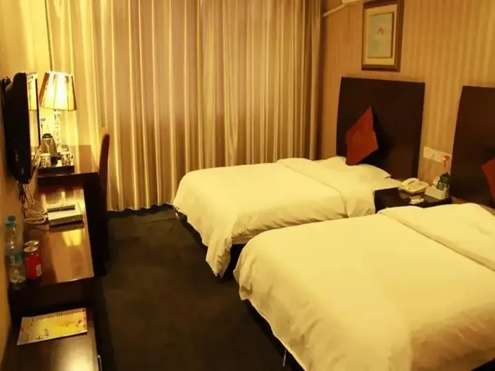 Уху: Manston Holiday Hotel