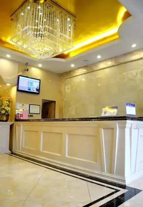 Уху: Manston Holiday Hotel