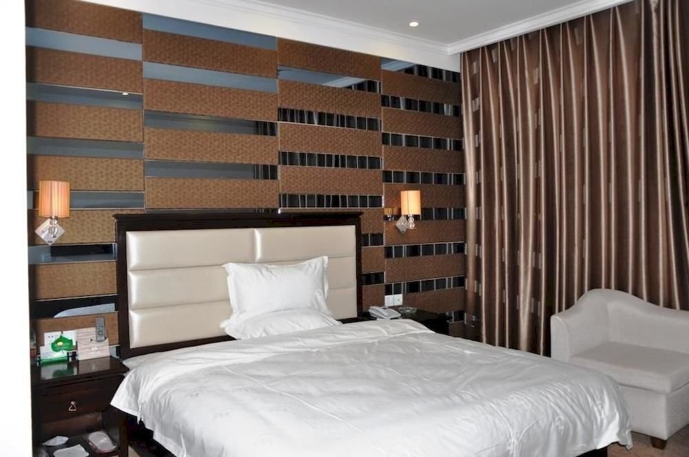 Чжэнчжоу: Gongyi Wanyang Business Hotel
