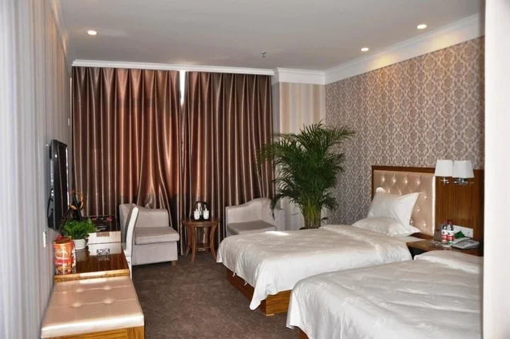 Чжэнчжоу: Gongyi Wanyang Business Hotel