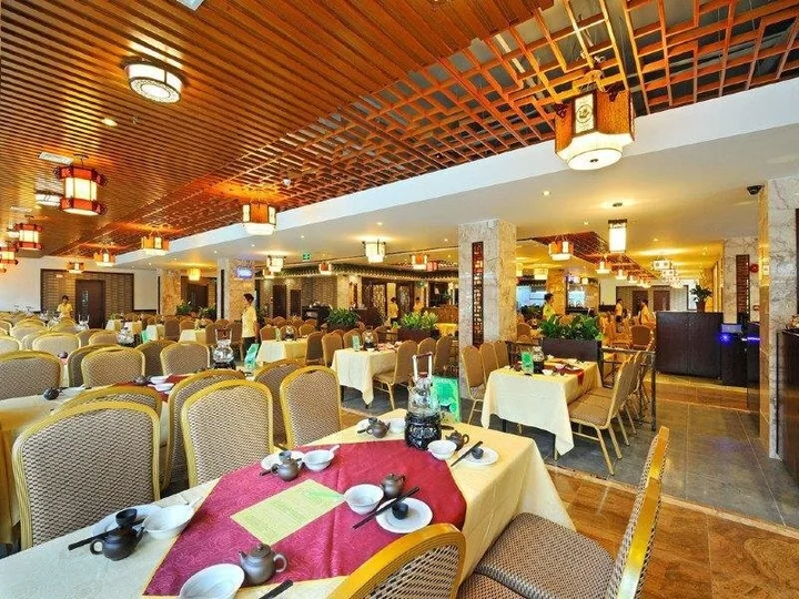 Чжаоцин: Jiahu International Hotel