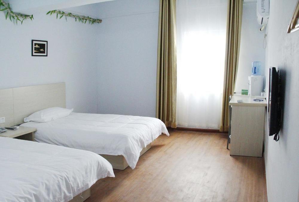 Синтай: Jinghua Chain Hotel