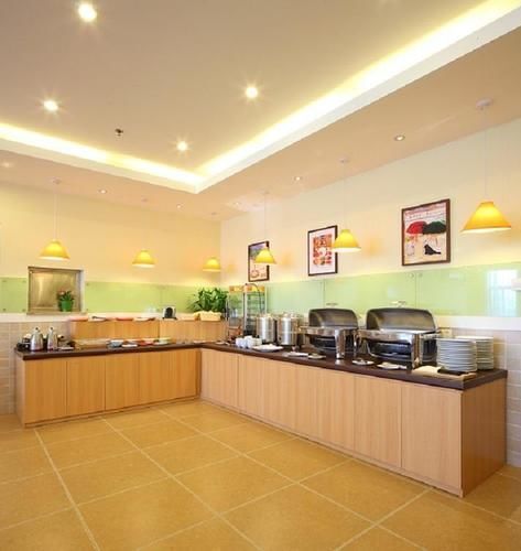 Яньтай: GreenTree Alliance YanTai YingChun Street Green Homeland Hotel