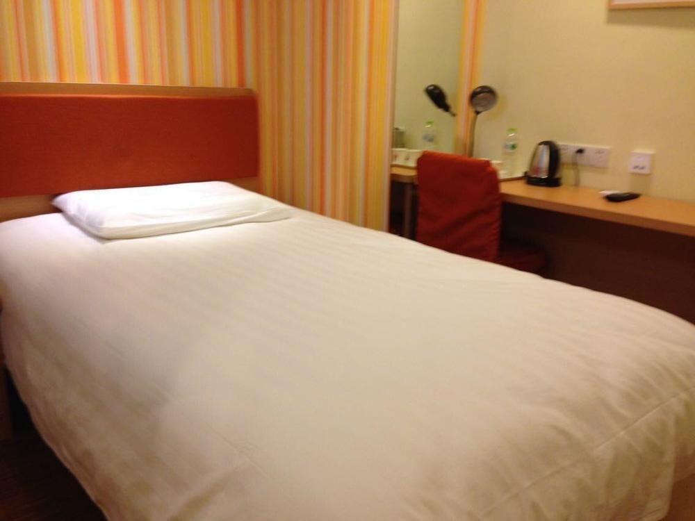 Яньтай: GreenTree Alliance YanTai YingChun Street Green Homeland Hotel