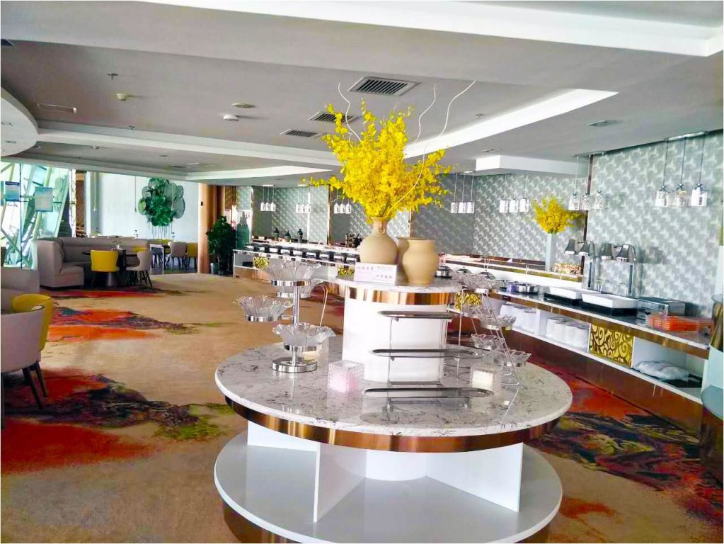 Куньмин: Kun Ming Shengshi Qianhe Hotel