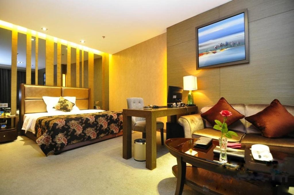 Куньмин: Kun Ming Shengshi Qianhe Hotel