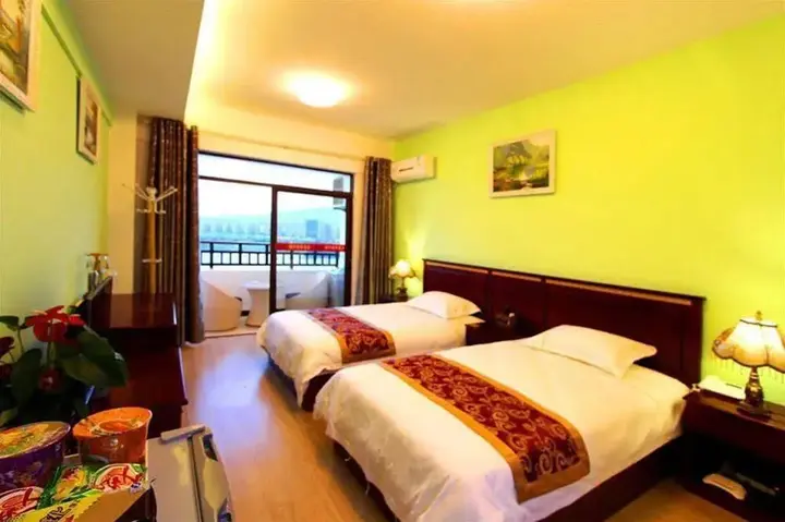 Цзинхун: Xishuangbanna Xiangyue Banna Hotel