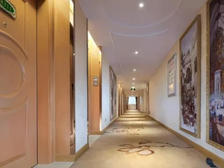 Куньмин: Vienna Hotel (Chuanxin Drum Tower Metro Station, Beijing Road)