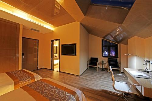 Харбин: Jifeng Kairui Hotel