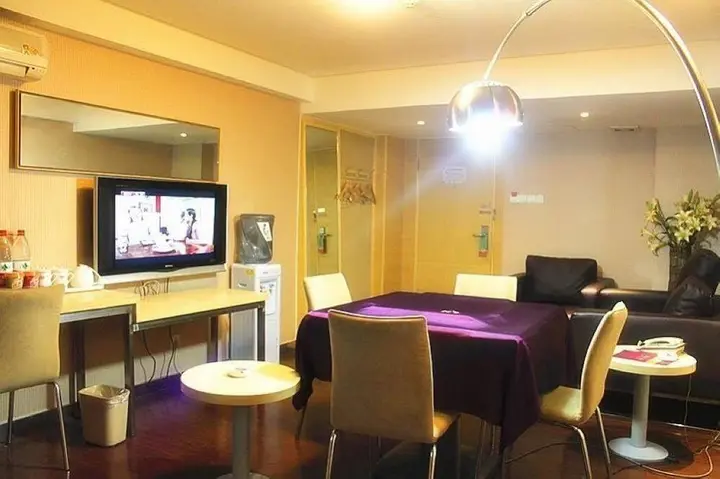 Чжэнчжоу: Kunlun Leju Business Hotel Huayuan Road