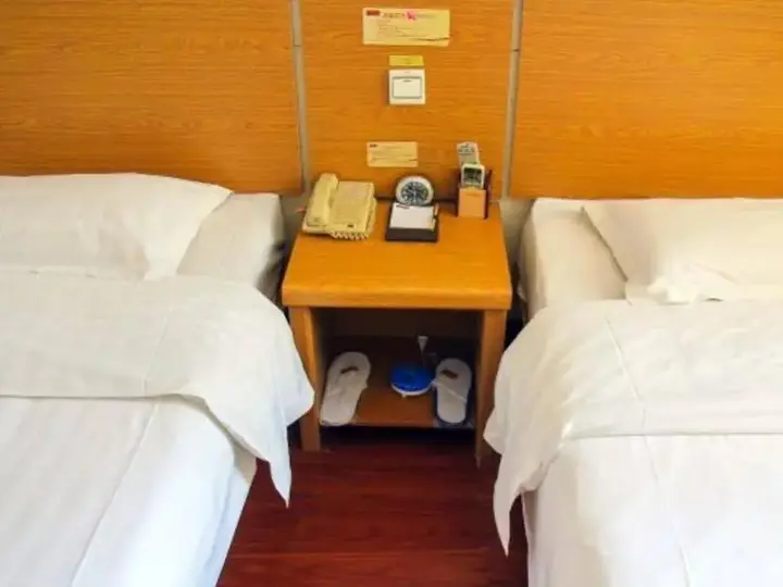 Цзинань: Joy Inn Qianfoshan