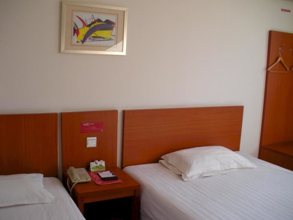 Цзинань: Joy Inn Qianfoshan