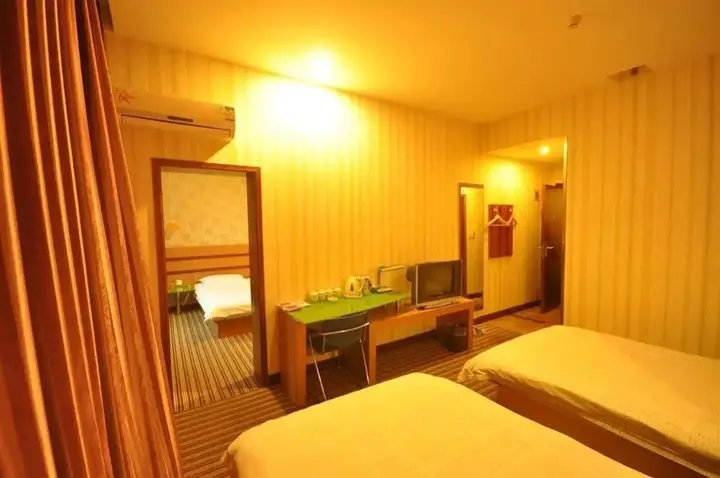Чжэнчжоу: Weilai Yiju Hotel