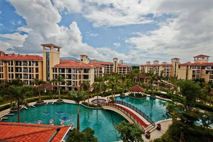 Ваньнин: Days Hotel Hainan Xinglong Jinlvju